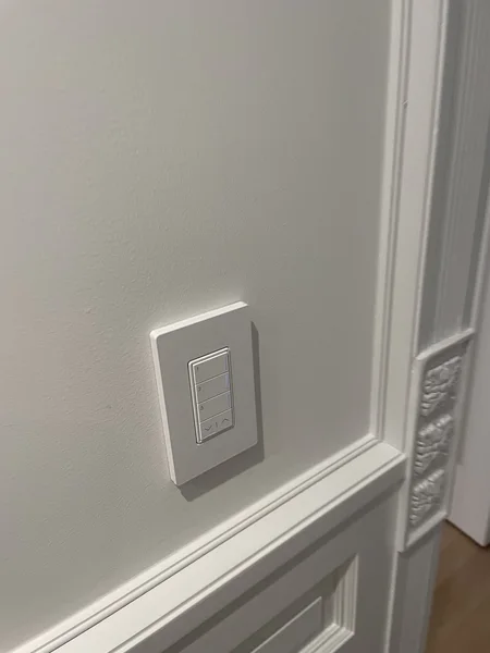 Lighting & smart-home controls — photo 047